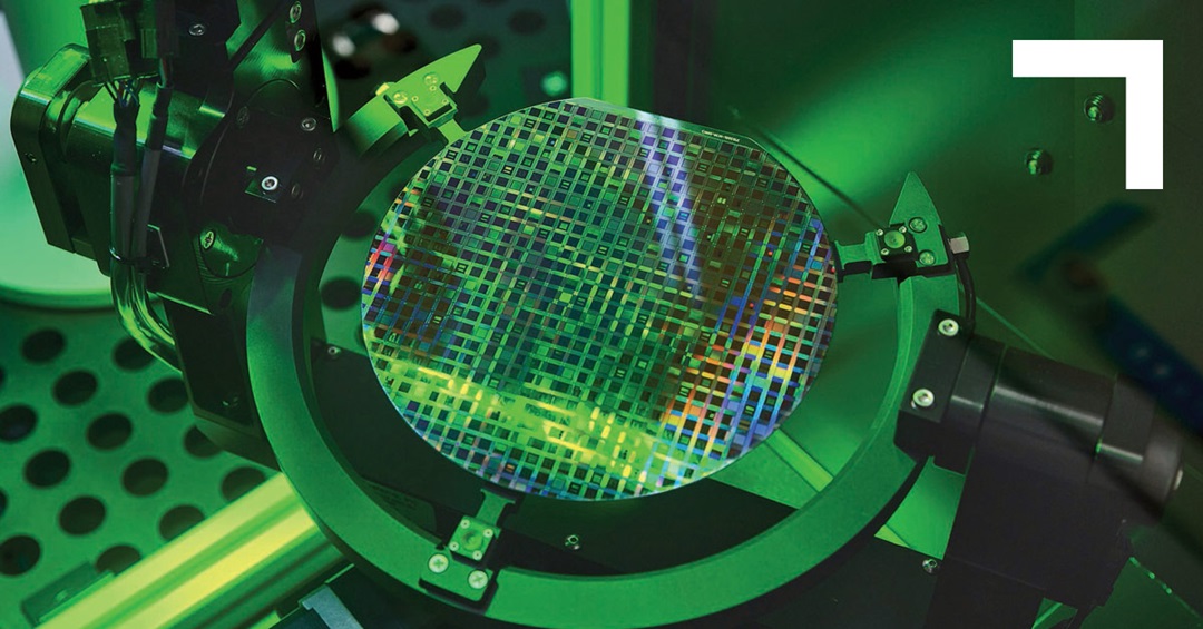 A Silicon Multi-Project Wafer (MPW) going through flat alignment prior to being processed.
