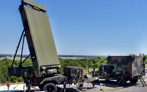Ground/Air Task-Oriented land radar mounted on trailer